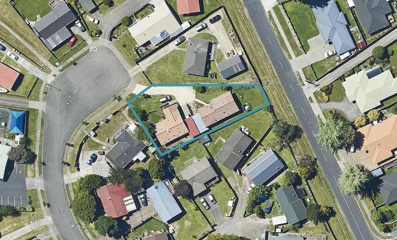 27 Bronte Place, Owhata, Rotorua - Carousel 1