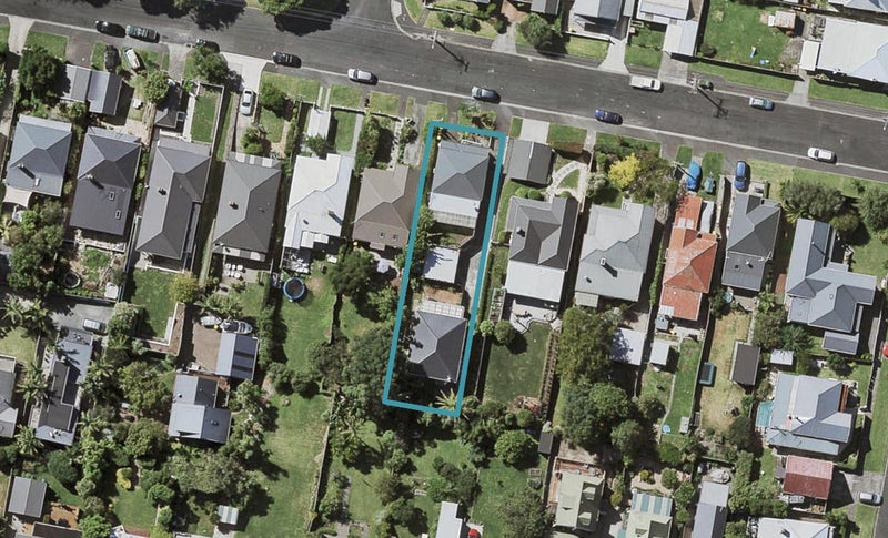 3/9 Rutland Road, Stanley Point, Auckland - Carousel 1