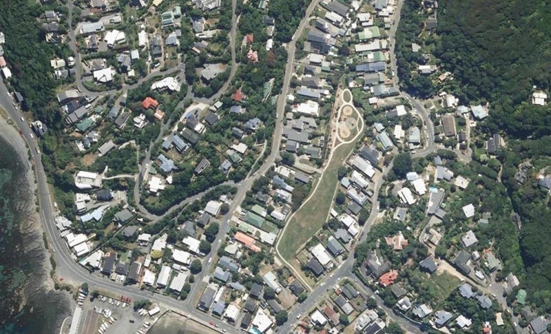 22 Airlie Road, Plimmerton, Porirua - Carousel 1