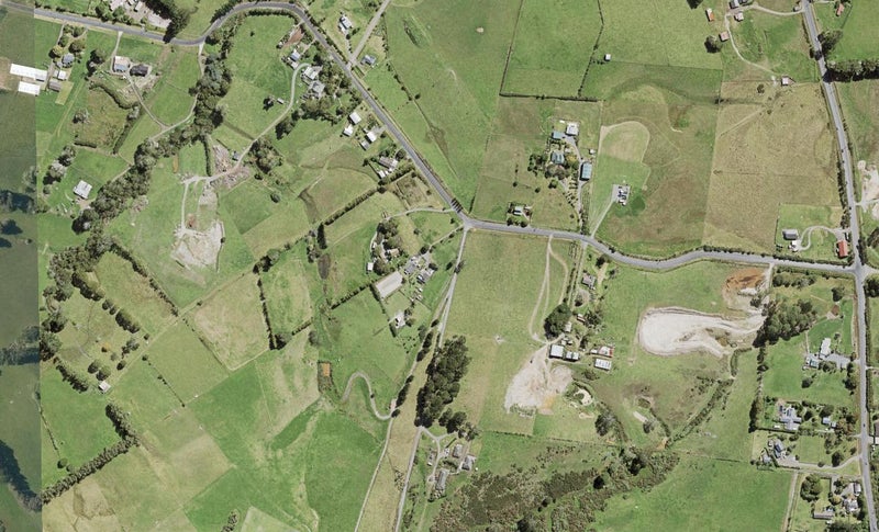 57 HUNTER RD, Waitakere, Auckland  - Carousel 1