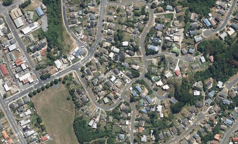 15A Chaffey Crescent, Titahi Bay, Porirua - Carousel 1