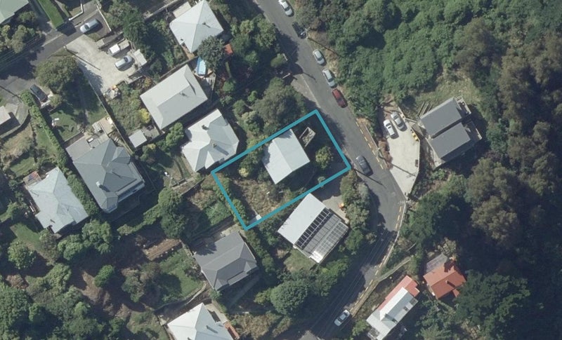 77 Leckhampton Court, Clyde Hill, Dunedin - Carousel 1