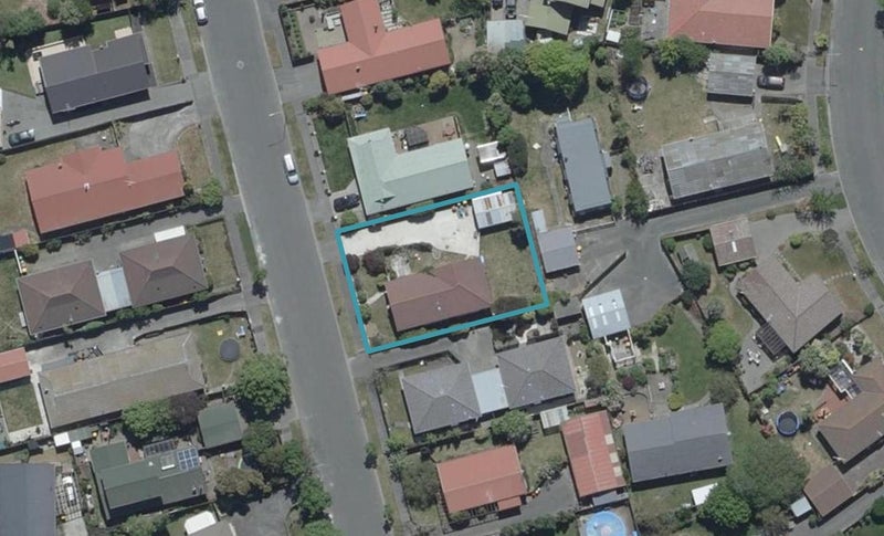 96 Royal Park Drive, Parklands, Christchurch - Carousel 1