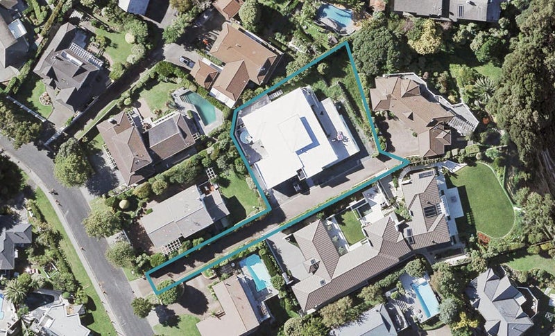 14 Tainui Road, Cockle Bay, Auckland - Carousel 1