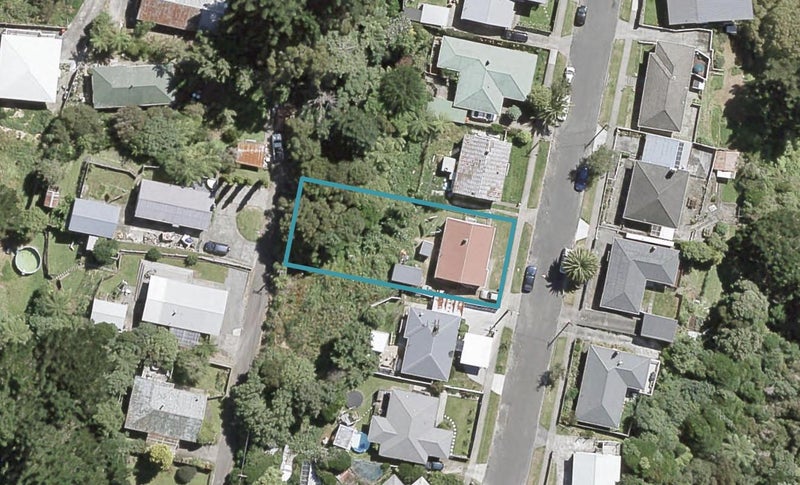 5 Amundsen Grove, Stokes Valley, Lower Hutt - Carousel 1
