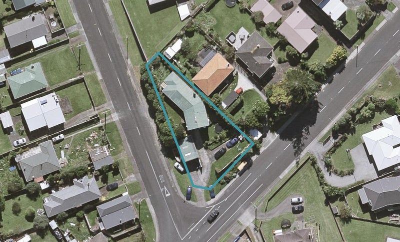 108 Ngamotu Road, Spotswood, New Plymouth - Carousel 1