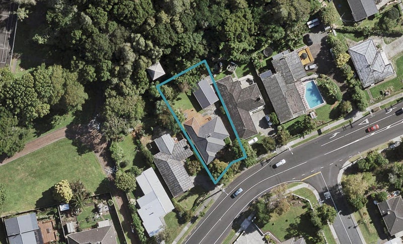82 Hill Road, Hillpark, Auckland - Carousel 1