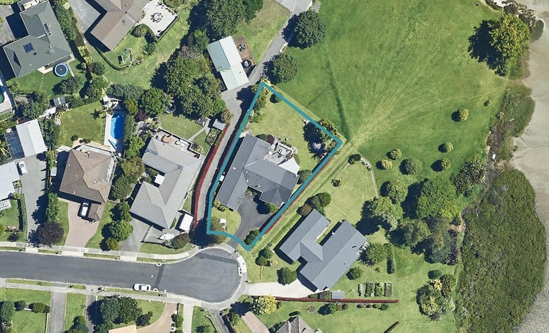 28 Lindoch Avenue, Te Puna, Tauranga - Carousel 1