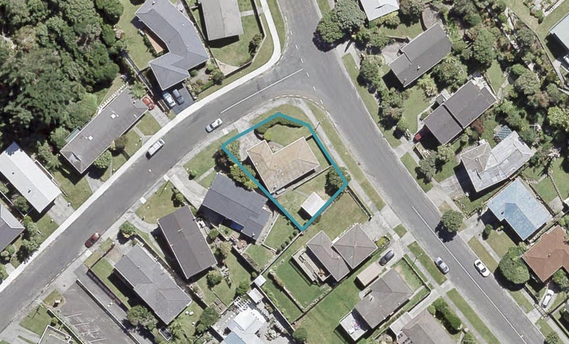1 Timaru Grove, Kelson, Lower Hutt - Carousel 1
