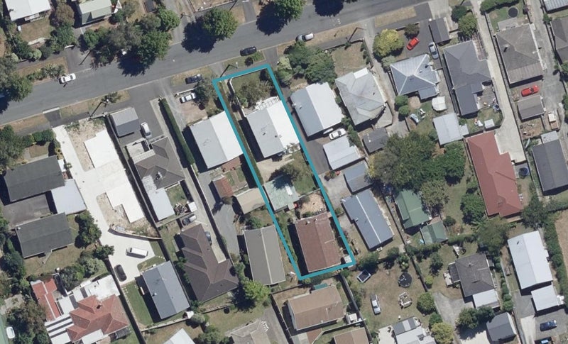 34B Claude Street, Fairfield, Hamilton - Carousel 1