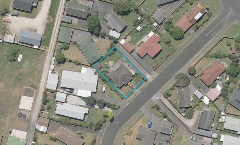 6 Sheffield Place, Springvale, Whanganui - Carousel 1