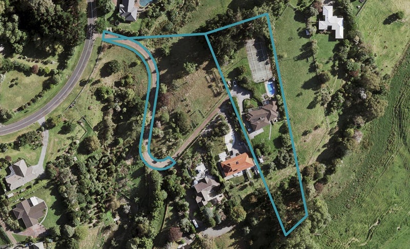 27 POLO PRINCE DR, Totara Park, Auckland - Carousel 1