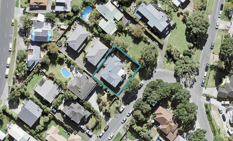 40A Waiake Street, Torbay, Auckland - Carousel 1