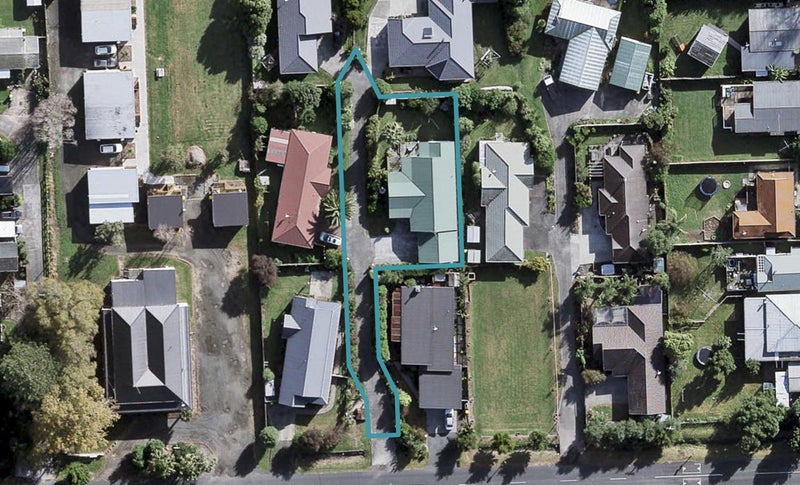 43 Springs Road, Parakai, Helensville - Carousel 1