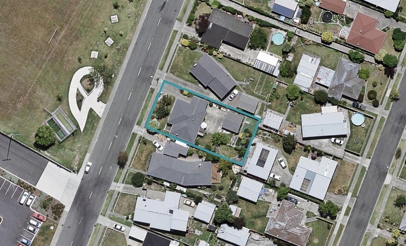 24 Leicester Avenue, Tamatea, Napier - Carousel 1