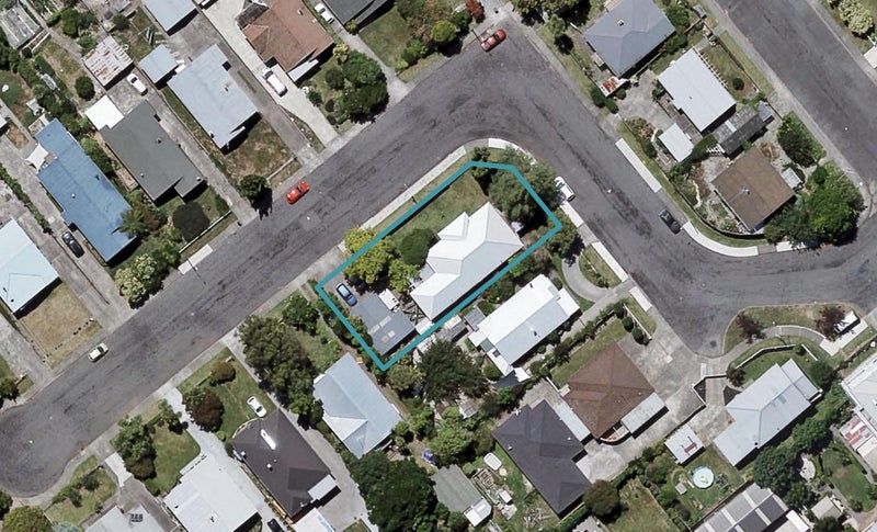 216 Lovedale Road, Saint Leonards, Hastings - Carousel 1