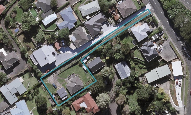 6A Awanui Street, Merrilands, New Plymouth - Carousel 1