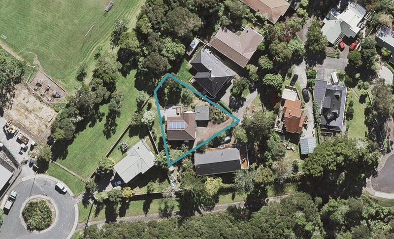 115 Roseberry Avenue, Birkenhead, Auckland - Carousel 1