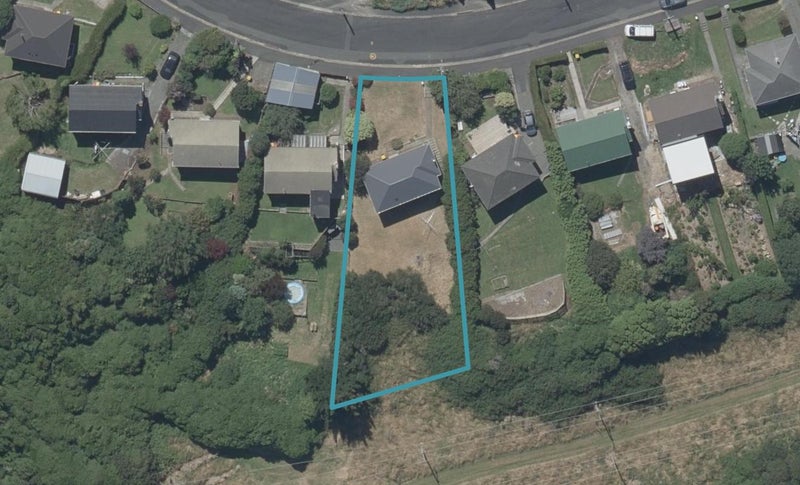 51 Mooltan Street, Halfway Bush, Dunedin - Carousel 1