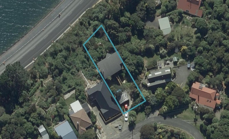 37 Oxley Crescent, Broad Bay, Dunedin - Carousel 1