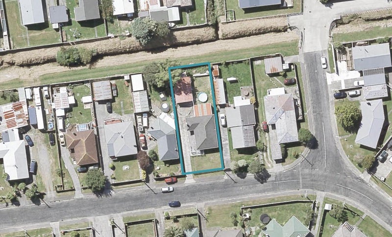 56 Russell Road, Wainuiomata, Lower Hutt - Carousel 1