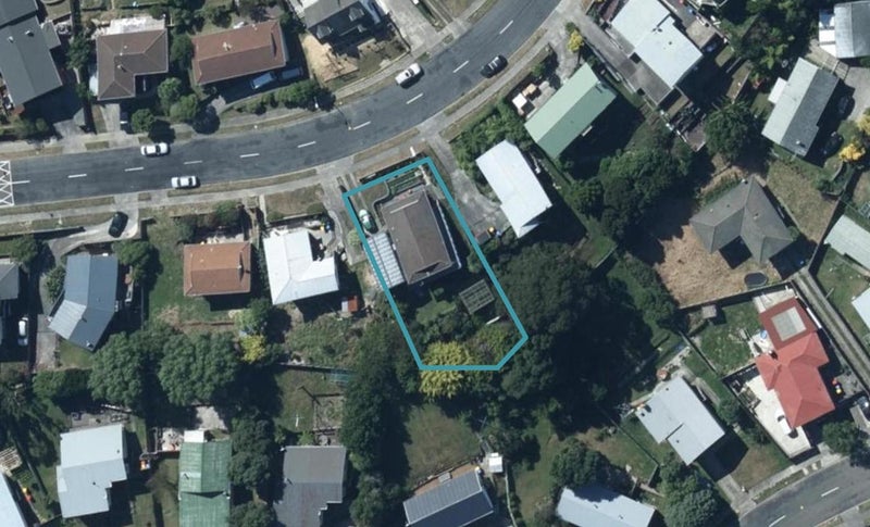 26 Almora View, Ascot Park, Porirua - Carousel 1