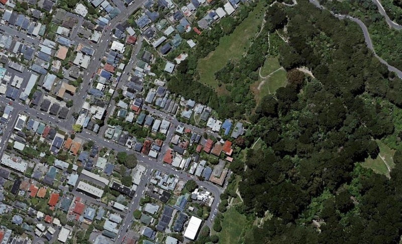 21 Stafford Street, Mount Victoria, Wellington - Carousel 1