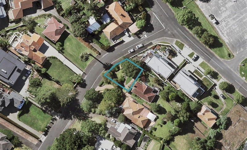 29A Apihai Street, Orakei, Auckland - Carousel 1