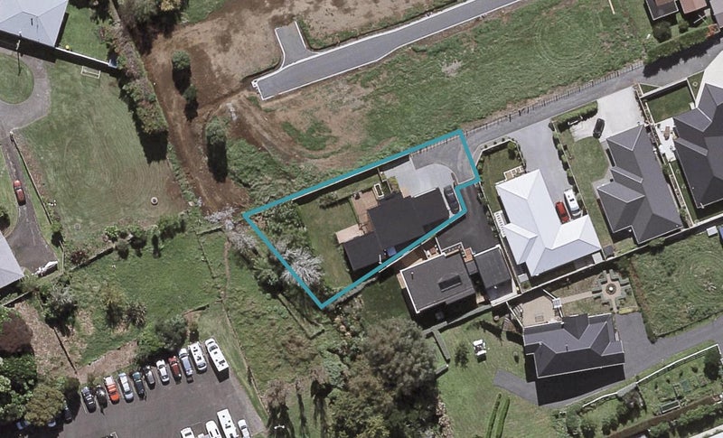 82E Smart Road, Glen Avon, New Plymouth - Carousel 1