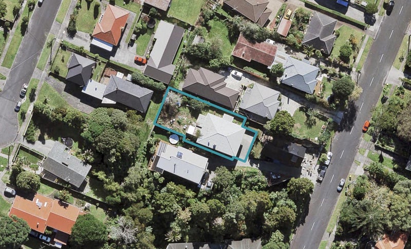 22 WATTLE STreet, New Lynn, Auckland - Carousel 1