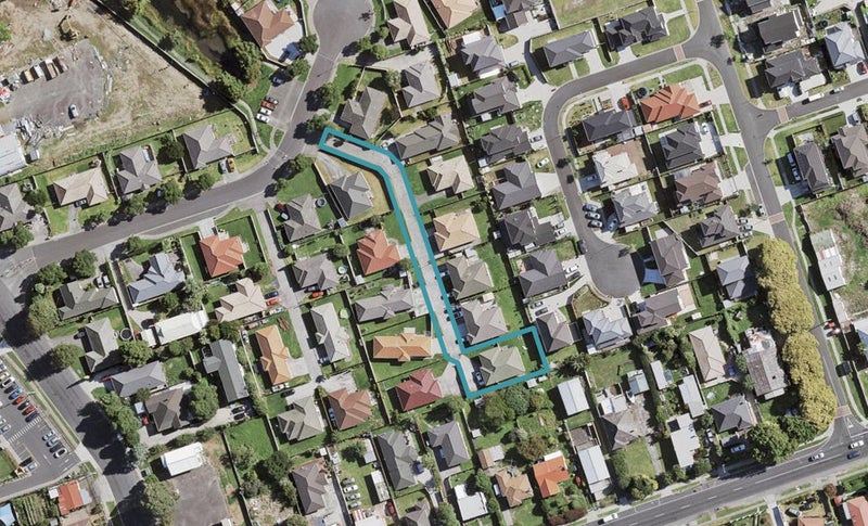 33 Scotts Field Drive, Takanini, Auckland - Carousel 1