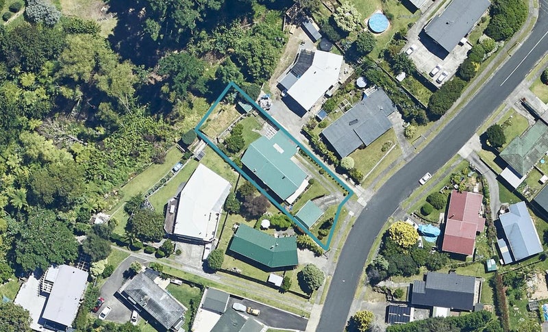 13 Graham Place, Bellevue, Tauranga - Carousel 1