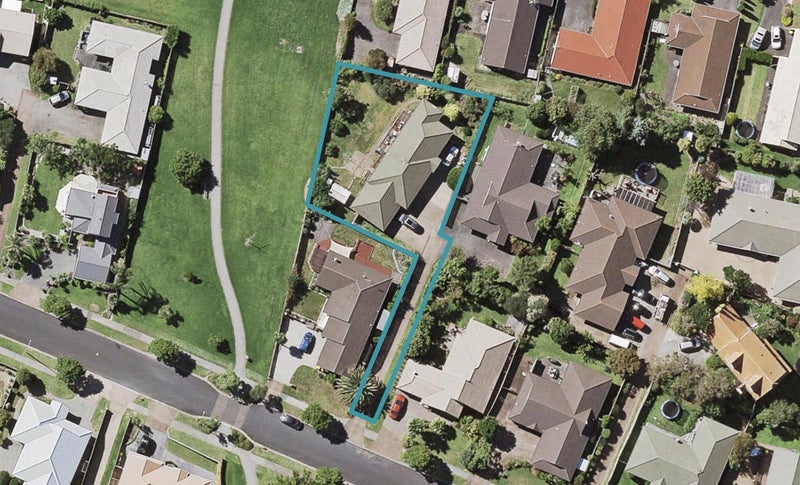 19 Frank Nobilo Drive, Golflands, Auckland - Carousel 1