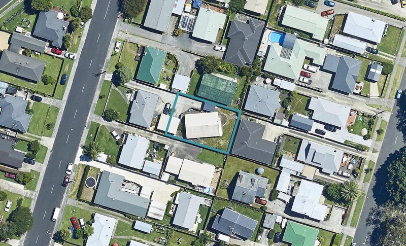 57B Queen Road, Bellevue, Tauranga - Carousel 1