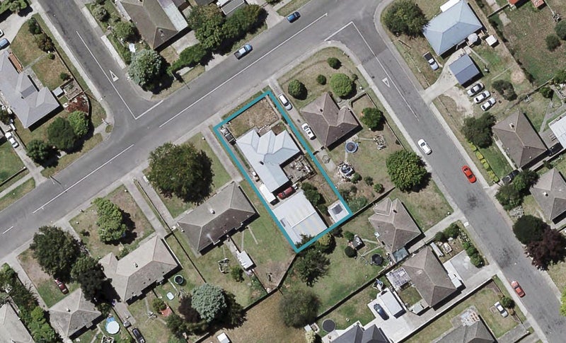 1215 Jellicoe Street, Mayfair, Hastings - Carousel 1