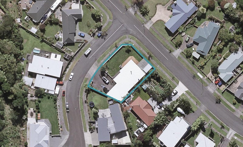 1 Cherry Lane, Hurdon, New Plymouth - Carousel 1
