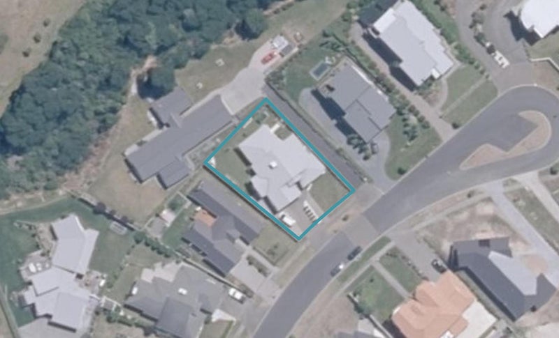 29 Magnolia Rise, Waipahihi, Taupo - Carousel 1