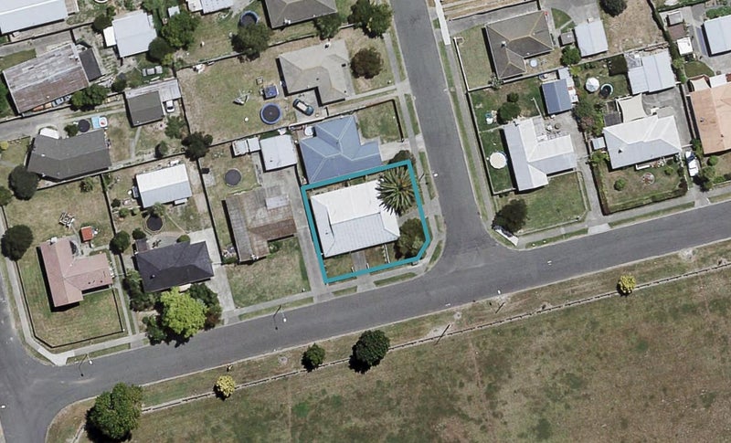2/38 Venables Avenue, Onekawa, Napier - Carousel 1