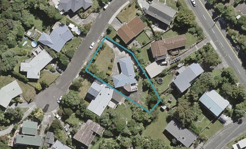 3 Levin Grove, Kelson, Lower Hutt - Carousel 1