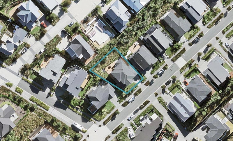 21 Remuremu Street, Long Bay, Auckland - Carousel 1