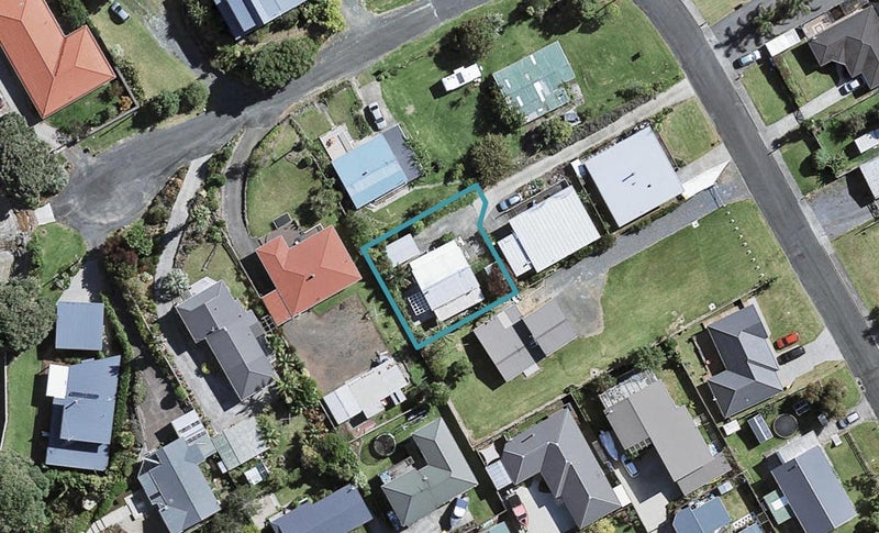 9B Keven Road, Pukekohe - Carousel 1