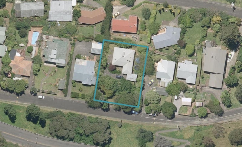 38 Webb Road, Durie Hill, Whanganui - Carousel 1