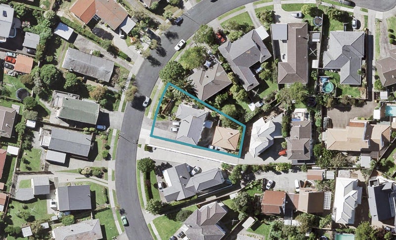 21 Galsworthy Place, Bucklands Beach, Auckland - Carousel 1