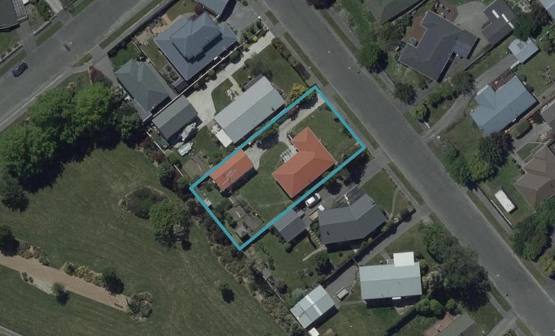 15 Harling Avenue, Hillmorton, Christchurch - Carousel 1