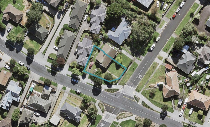 21 Mount Roskill Road, Mount Roskill, Auckland - Carousel 1