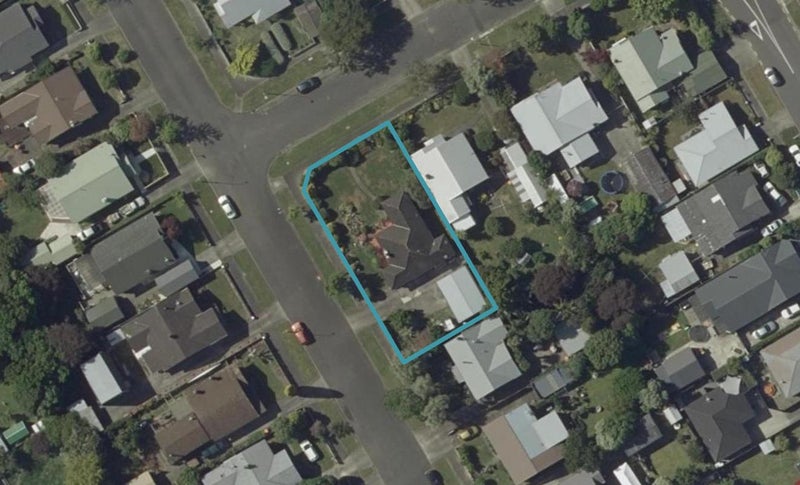 6 Cuba Street, Takaro, Palmerston North - Carousel 1
