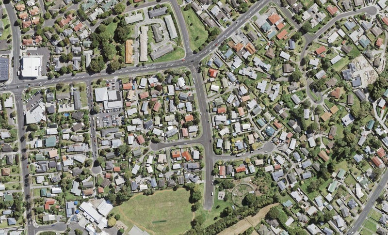 7 Marinich Drive, Ranui, Auckland - Carousel 1