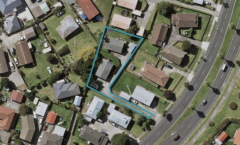 1/104 Te Irirangi Drive, Clover Park, Auckland - Carousel 1