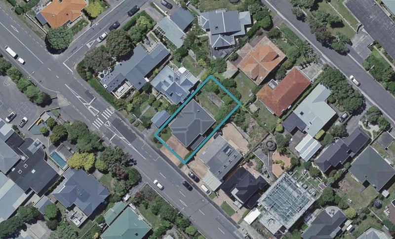 111 Cashmere Avenue, Khandallah, Wellington - Carousel 1