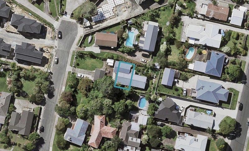 1D Bennett Road, Pakuranga, Auckland - Carousel 1